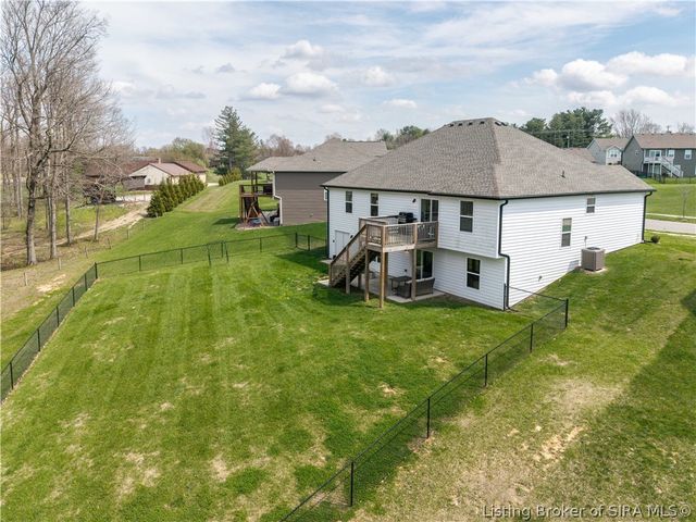 6019 Crestview Lane, Georgetown, IN 47122