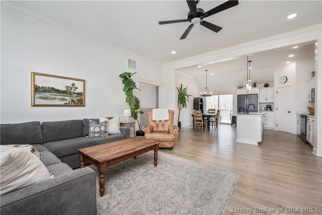 6019 Crestview Lane, Georgetown, IN 47122