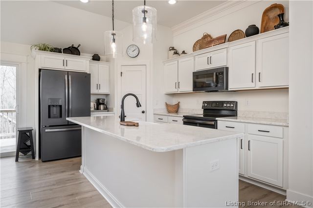 6019 Crestview Lane, Georgetown, IN 47122