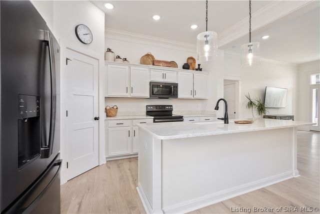 6019 Crestview Lane, Georgetown, IN 47122