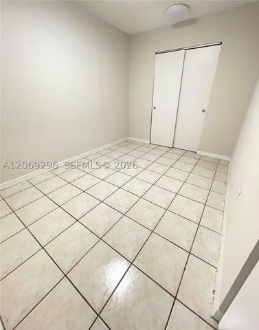 800 SW 10th Ave 830, Hallandale Beach, FL 33009