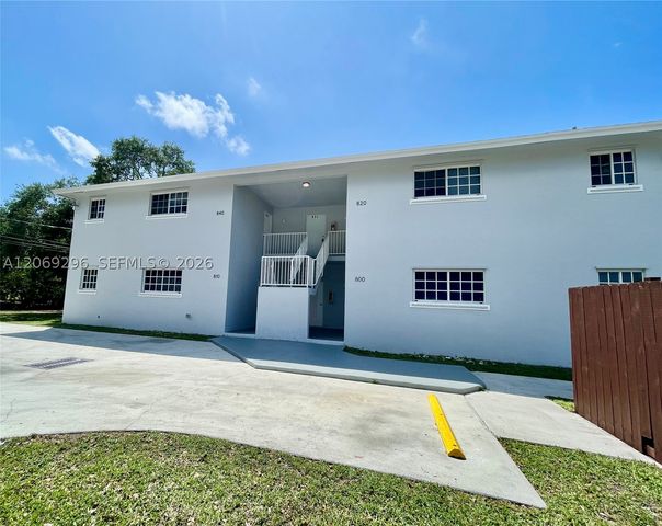 800 SW 10th Ave 830, Hallandale Beach, FL 33009