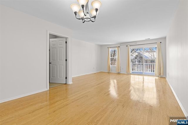 2384 Quill Court, Mahwah, NJ 07430