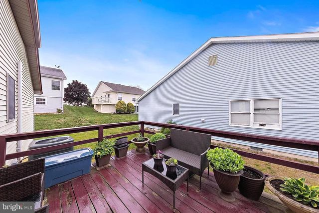 22 FIR RD, Manahawkin, NJ 08050