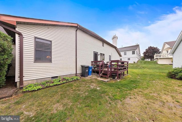 22 FIR RD, Manahawkin, NJ 08050