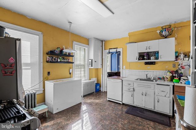 49 UNION ST, Mount Holly, NJ 08060