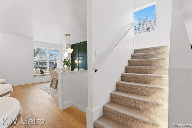 207 S Wilson Avenue, Royal Oak, MI 48067