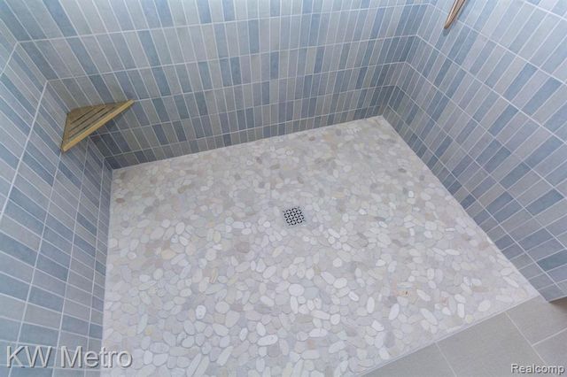 207 S Wilson Avenue, Royal Oak, MI 48067