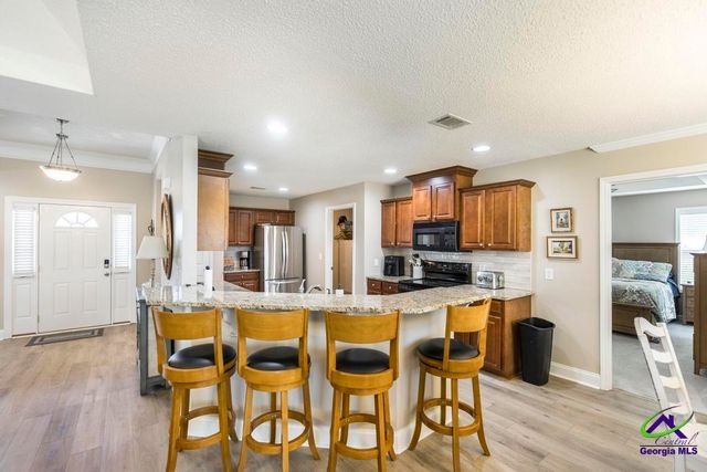 121 Elizabeth Drive, Byron, GA 31008