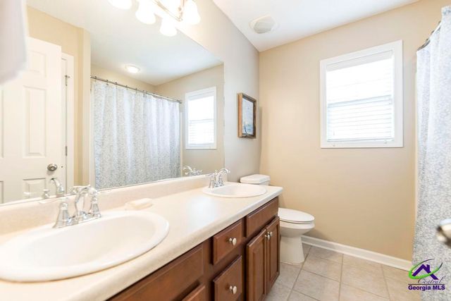 121 Elizabeth Drive, Byron, GA 31008