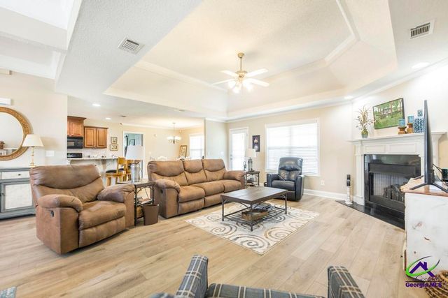 121 Elizabeth Drive, Byron, GA 31008