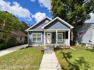 819 N Jenison Avenue, Lansing, MI 48915