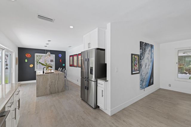 2920 NE 52nd Street, Fort Lauderdale, FL 33308