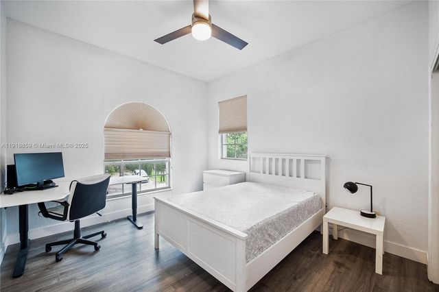 7202 SW 123rd Pl, Miami, FL 33183