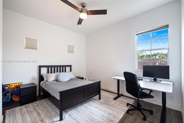 7202 SW 123rd Pl, Miami, FL 33183