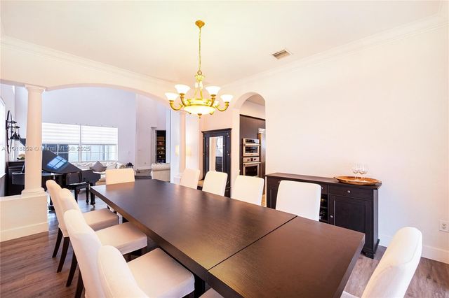 7202 SW 123rd Pl, Miami, FL 33183