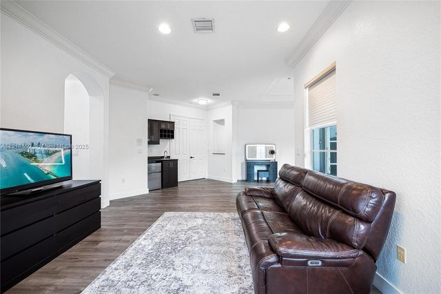 7202 SW 123rd Pl, Miami, FL 33183