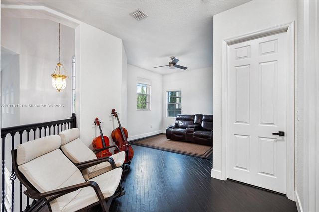 7202 SW 123rd Pl, Miami, FL 33183