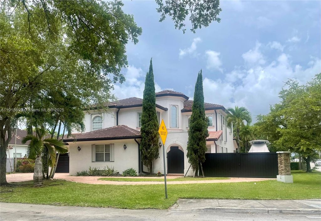 7202 SW 123rd Pl, Miami, FL 33183