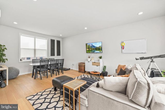 4613 QUINNS MILL WAY, Chantilly, VA 20151