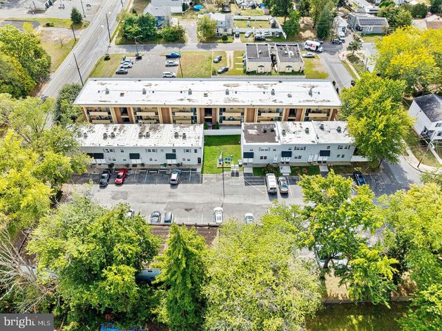 415 HAMILTON AVE, Blackwood, NJ 08012