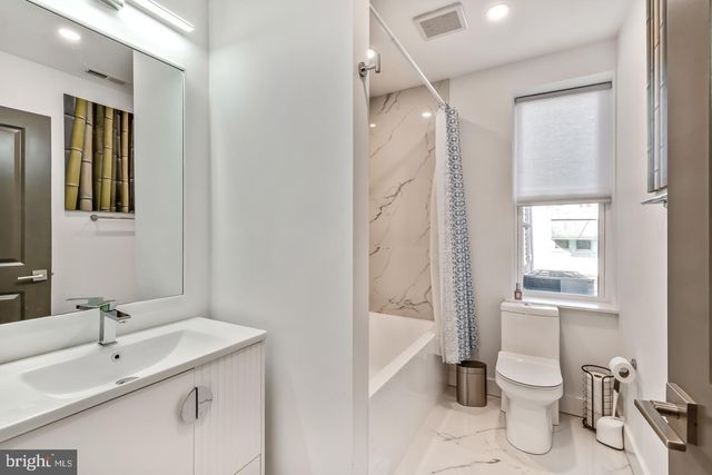 1718 S 18TH ST, Philadelphia, PA 19145