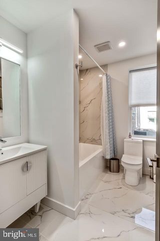 1718 S 18TH ST, Philadelphia, PA 19145