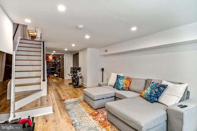 1718 S 18TH ST, Philadelphia, PA 19145