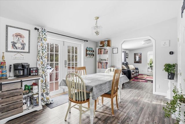 5 Pamela Drive, Hopkinton, NH 03229