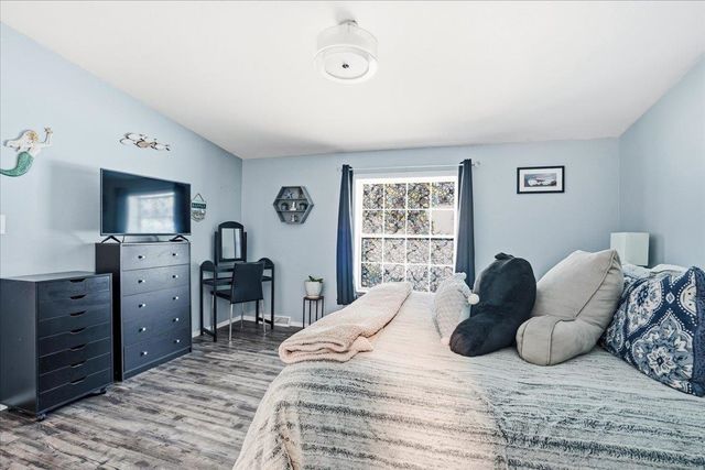 5 Pamela Drive, Hopkinton, NH 03229