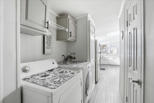 5 Pamela Drive, Hopkinton, NH 03229