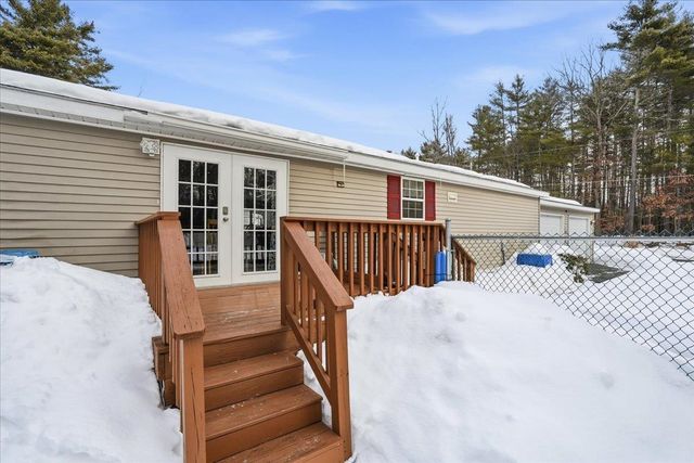 5 Pamela Drive, Hopkinton, NH 03229