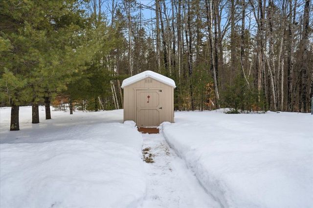 5 Pamela Drive, Hopkinton, NH 03229