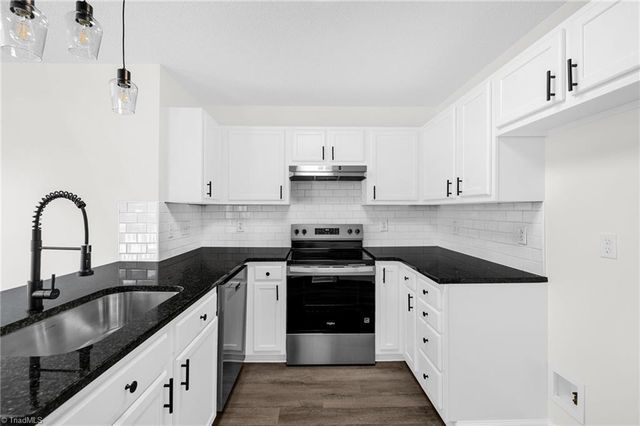 7018 Chaftain Place, Greensboro, NC 27410