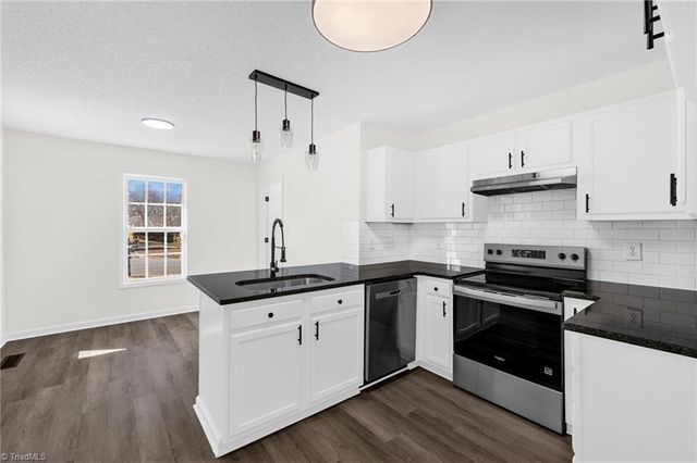 7018 Chaftain Place, Greensboro, NC 27410