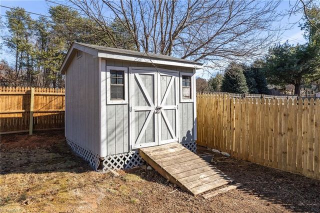 7018 Chaftain Place, Greensboro, NC 27410