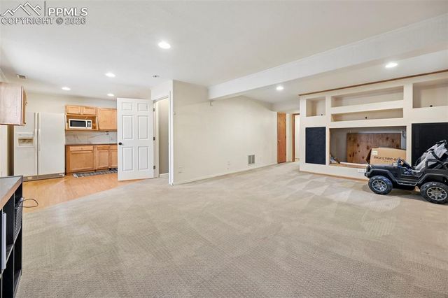 4910 Hawk Meadow Drive, Colorado Springs, CO 80916