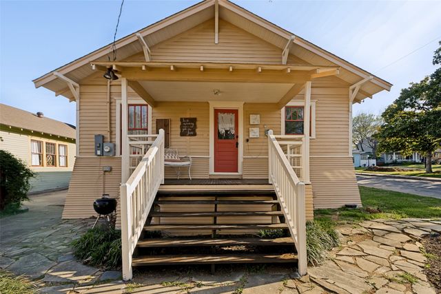 408 Heard Street, Mckinney, TX 75069