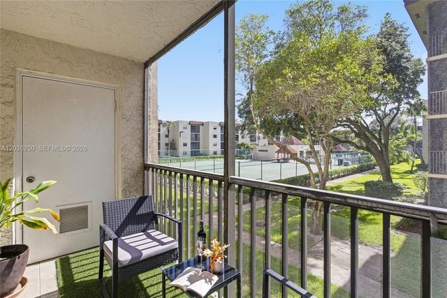 10451 W Broward Boulevard 209, Plantation, FL 33324