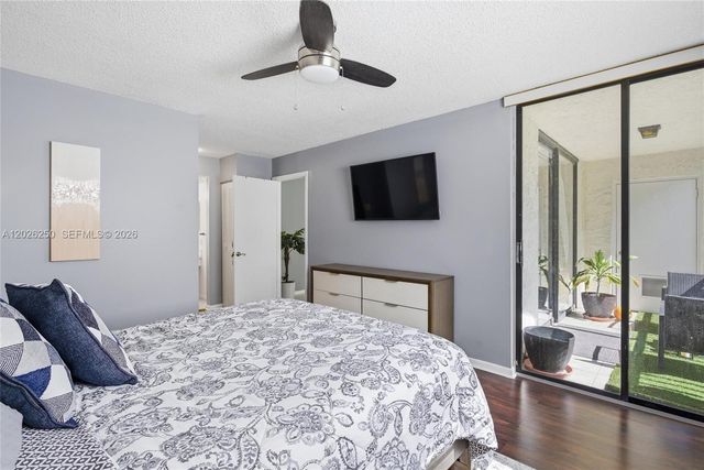 10451 W Broward Boulevard 209, Plantation, FL 33324