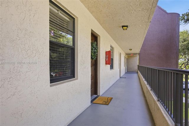 10451 W Broward Boulevard 209, Plantation, FL 33324