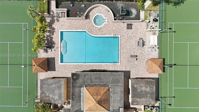 10451 W Broward Boulevard 209, Plantation, FL 33324