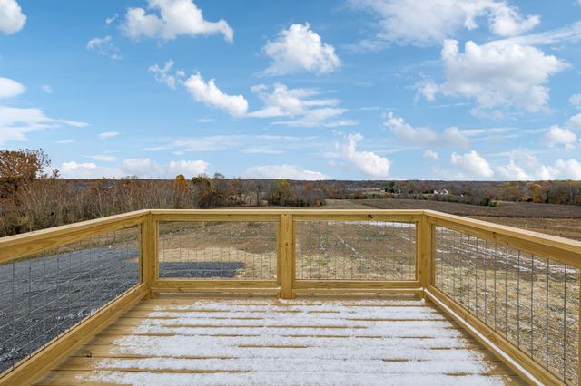 2623 Oak Knob Rd, Lafayette, TN 37083