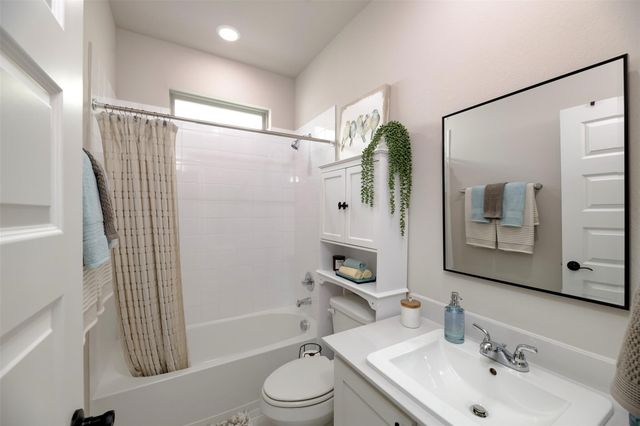 222 Goosewood Drive, Princeton, TX 75071