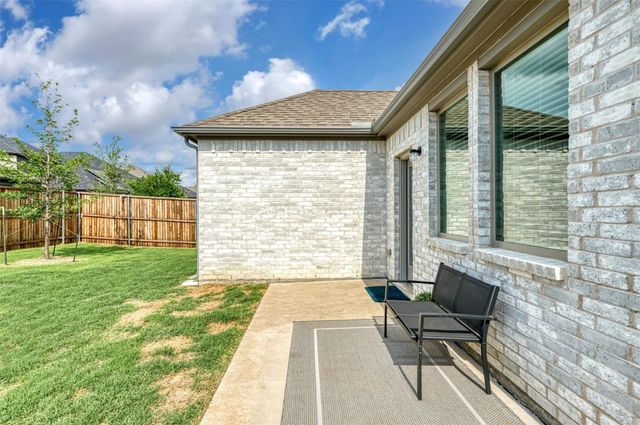 222 Goosewood Drive, Princeton, TX 75071