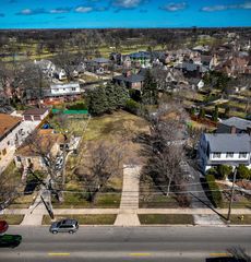 445 N Northwest Highway, Park Ridge, IL 60068