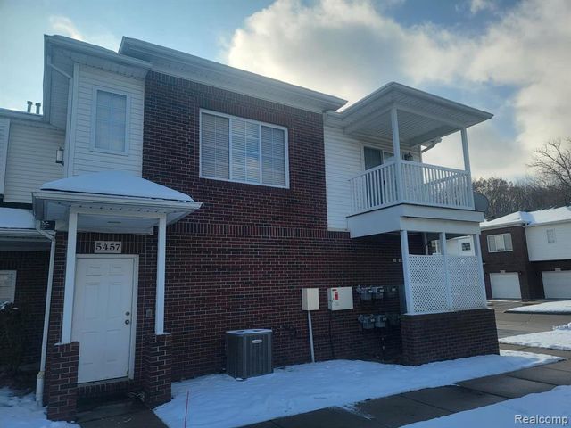 5457 Twin Oaks Drive, Sterling Heights, MI 48314