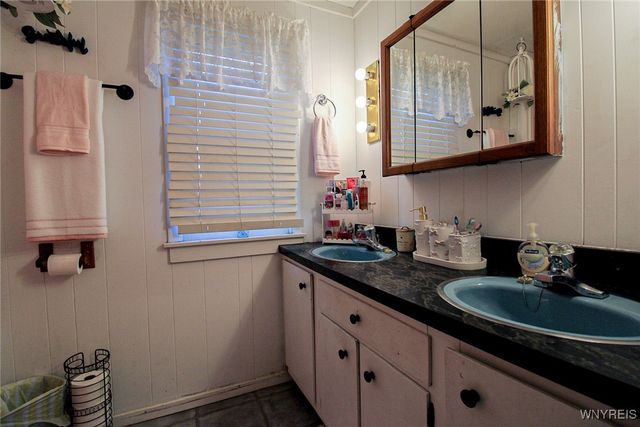 511 South Academy, Ridgeway, NY 14103