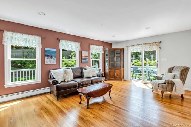 240 Kohr Road, Kings Park, NY 11754