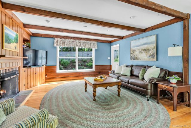 240 Kohr Road, Kings Park, NY 11754